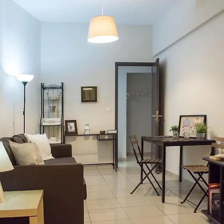 Angel - Cozy, Renovated, Studio In Athens Heart-3